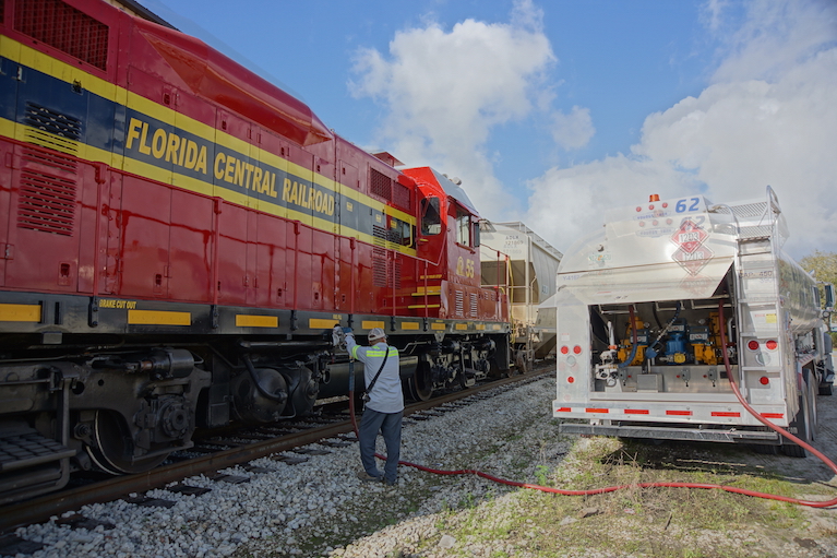 24/7 Locomotive Fuel Delivery for Rail Yards Year-Round